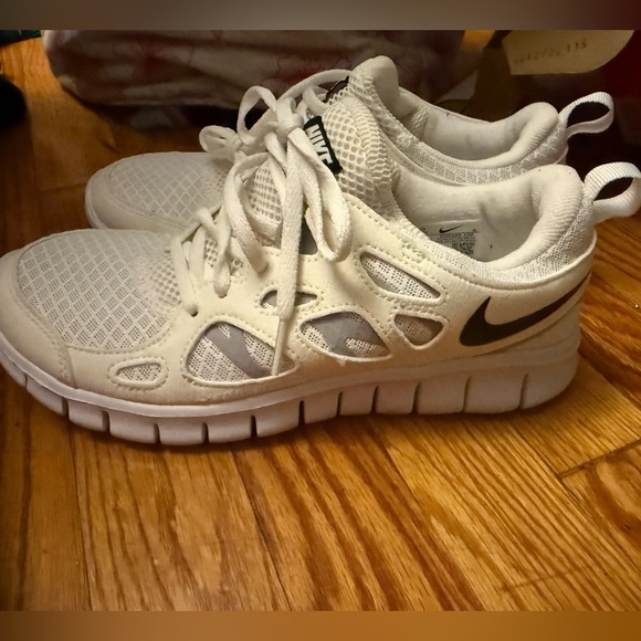 NIKE FREE RUN 2 (GS) - Picture 3 of 6